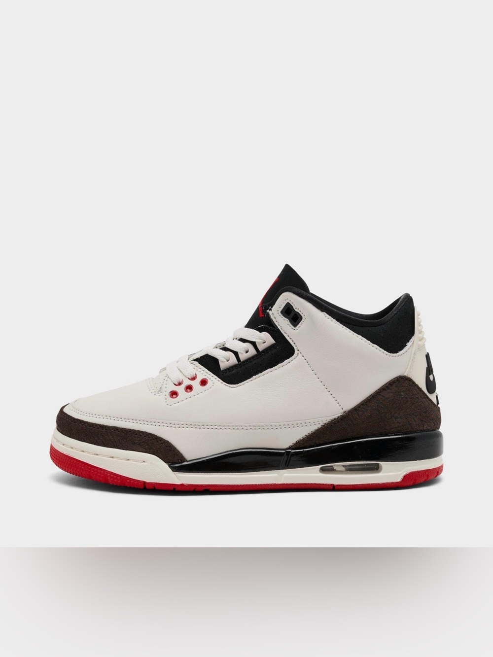 Woman Jordan 3s